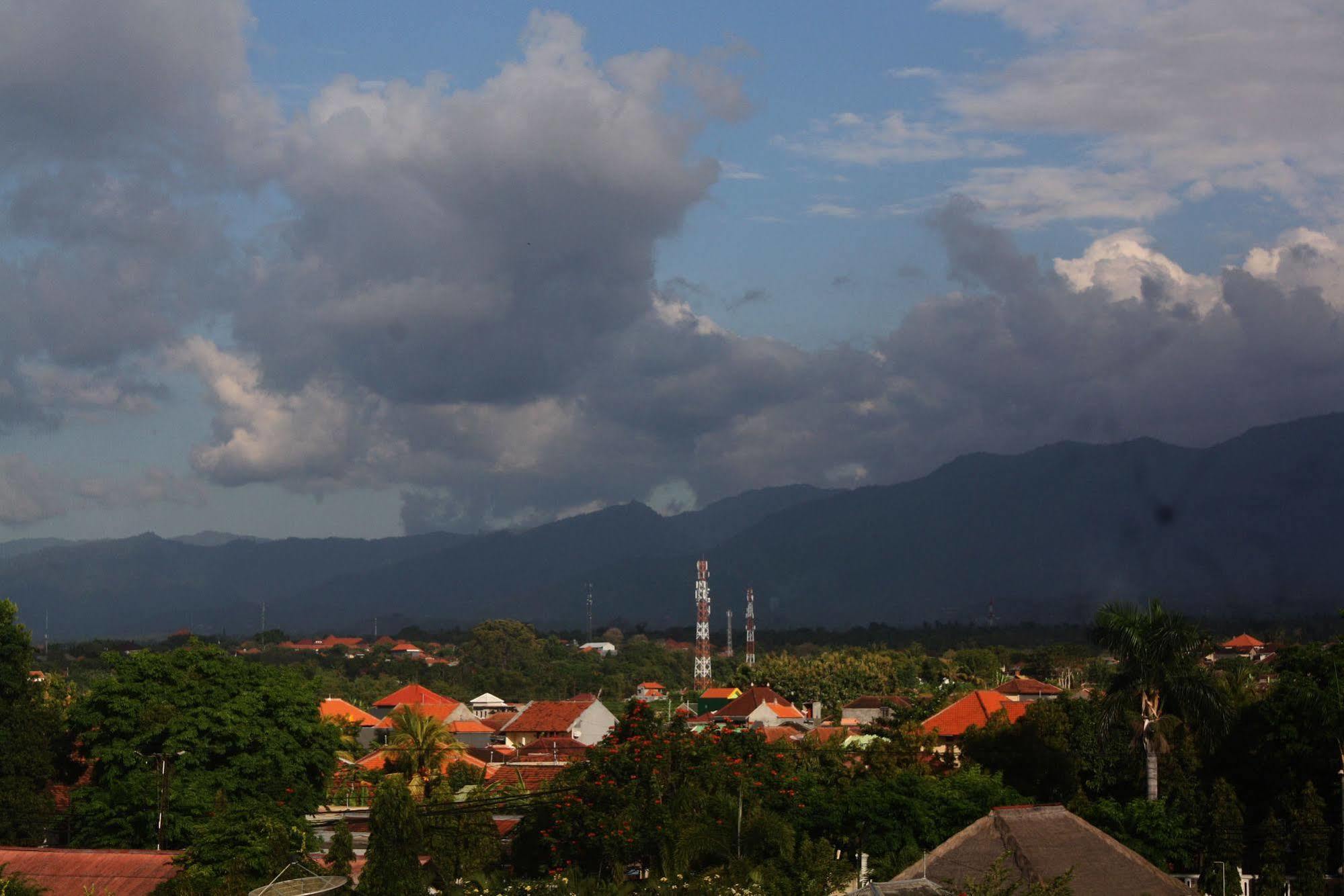 Hotel Mandari Buleleng  Ngoại thất bức ảnh